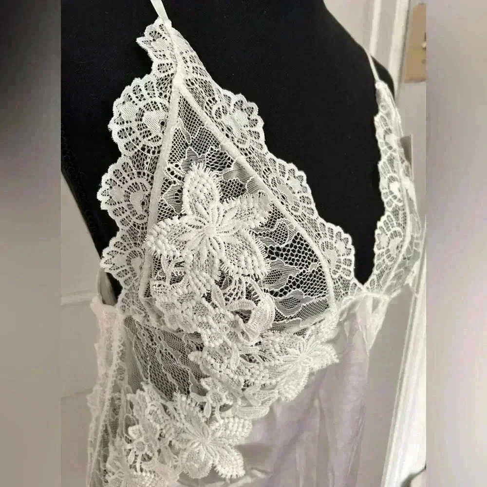 BNWT  Carinaca White Camisole Top Size Small - Picture 5 of 7